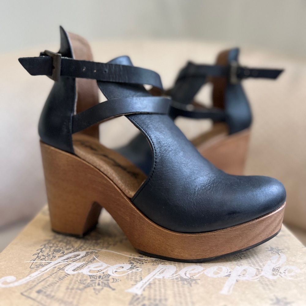 Free People Black Cedar Clog Booties